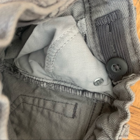 🌟3/$15🌟The Children's Place Grey Wash Skinny Jeans Baby Size 6-9M - Picture 9 of 9
